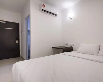 D Nice Hotel - Bayan Lepas