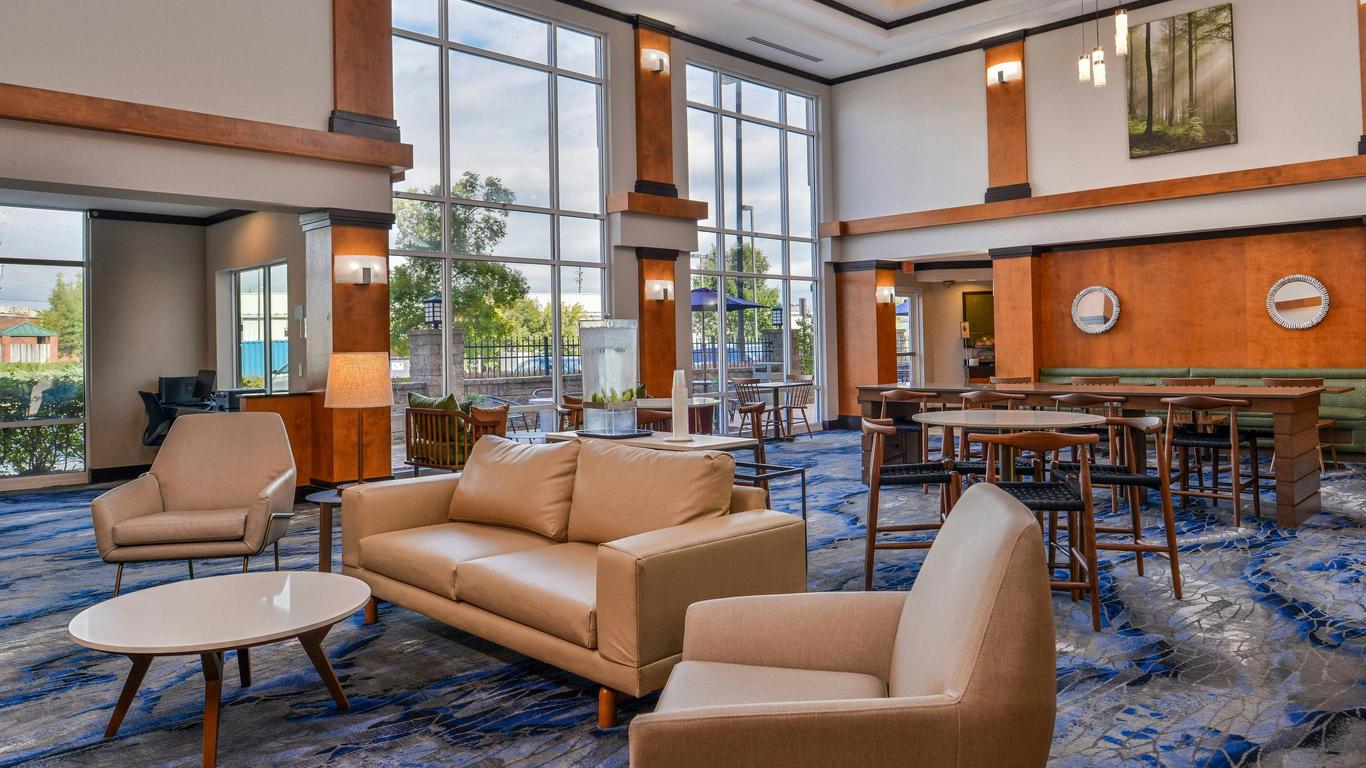 Fairfield Inn and Suites by Marriott Birmingham Pelham/I-65