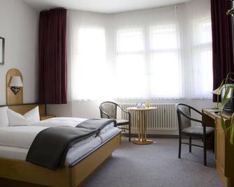 داس كلاينه هوتل فايمار - ويمار - غرفة نوم