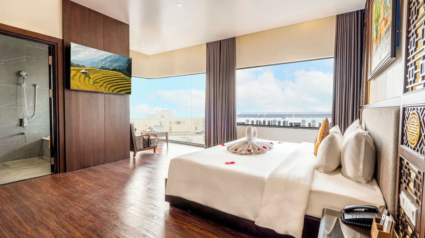 Thanh Lich Royal Boutique