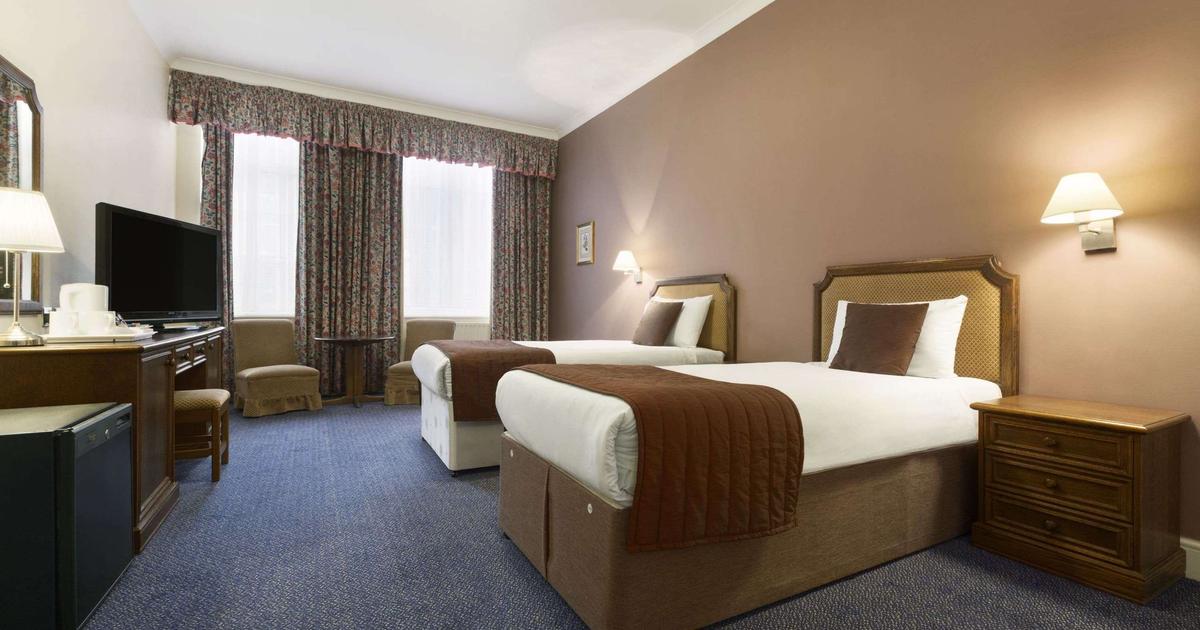 Ramada by Wyndham Crawley Gatwick from . Crawley Hotel Deals & Reviews ...