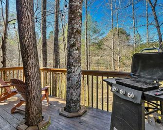 Rivers Edge Treehouses - Robbinsville - Balcony