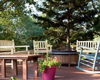 Mount Battie Inn - Lincolnville - Patio