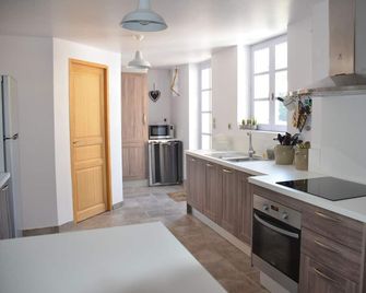 Charming 3 riverside gite at the entrance to the Tarn gorges - Rivière-sur-Tarn - Kitchen