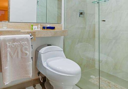 hotel ms ciudad jardin plus en 137 751