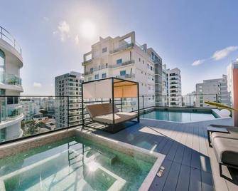 Fully Serviced Apartment at Regatta Living II - 304 - Santo Domingo (Dominicaanse Republiek)