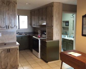 Ozarks Best Kept Secret! You Will Not Find A Better Place To Stay ! - Heber Springs - Küche