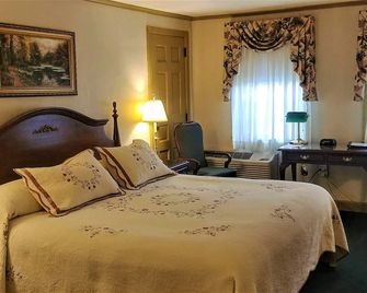 Lamies Inn & The Old Salt Tavern - Hampton