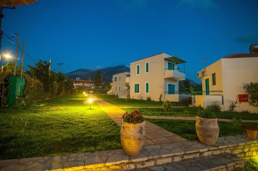 Kyparissia Blue Boutique Hotel - Kyparissia