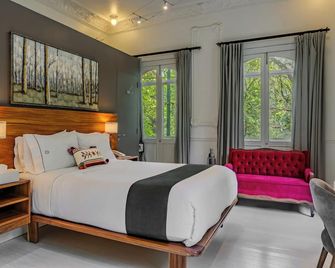 Villa Condesa - Mexico City