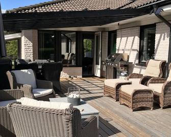 Beautiful House 15 min From Stockholm City - Boo - Patio