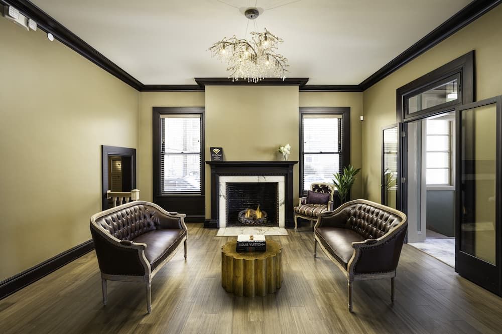 The Edward Buffalo - באפלו - סלון