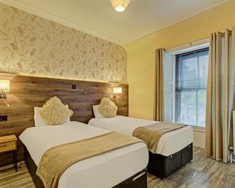 Kinloch Arms Hotel - Carnoustie - Bedroom