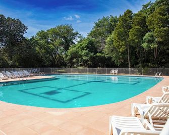 Eden - Saint-Tropez - Uima-allas