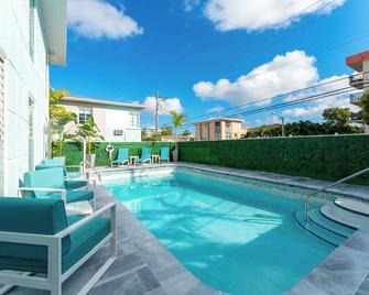 Praia Hotel Boutique & Apartments Miami Beach - Miami Beach - Pool