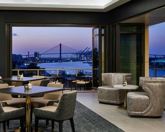 AC Hotels by Marriott Savannah Historic District - סאוואנה - בר