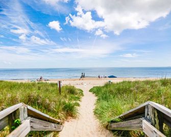 Ov Beach Oasis: The Plant House. A 4 Minute Walk To The Beach! 30+ Day Rental - Norfolk - Beach