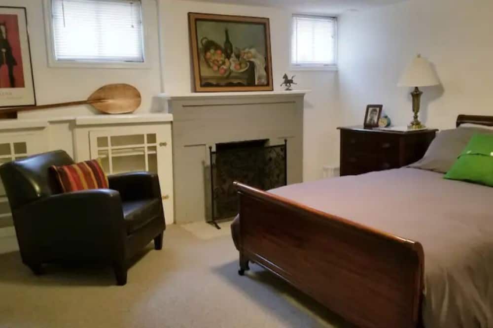 Entire Basement Apartment, Prime Location! - Salt Lake City - Bedroom