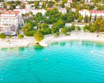 Hotel Marina - Selce - Building