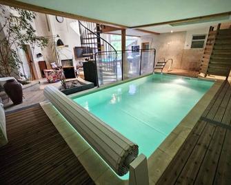 Gite du Corrigot - Pierry - Piscina