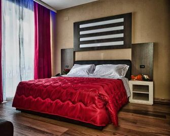 Hotel Angioino & Spa - נאפולי - חדר שינה