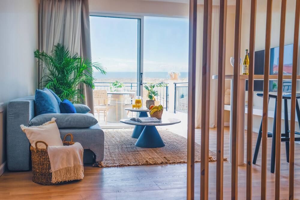 Wellclub Resort - Wellness & Seaview Suites - חלורקה