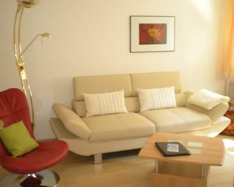 Apartment Steingrund zur Inselseite - Ferienhaus Frier - Heligoland - Sala de estar