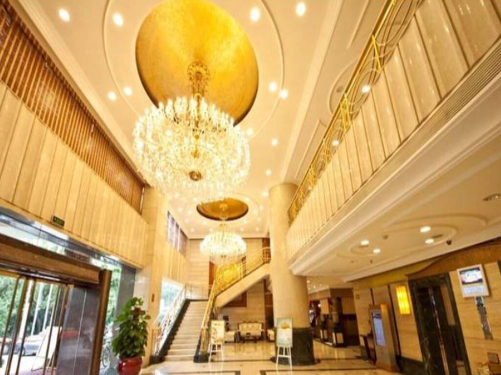 Sunshine Holiday Hotel Fuzhou - פוז'ו - לובי