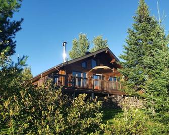 Modern Cabin with stunning river views, hot tub - Rivière-Rouge - Building
