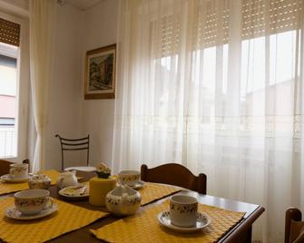 Elyse Apartment - Monterosso al Mare - Dining room