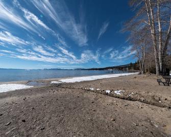 Tahoe Sands Resort - Tahoe Vista - Plage