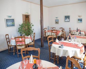 Le Sauvage - Château-Renard - Restaurante