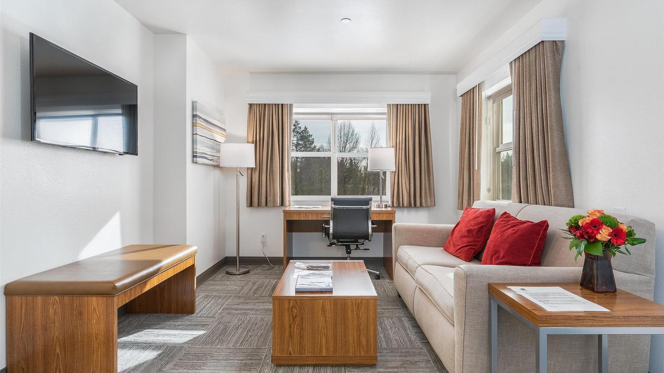 Marshall Suites Bainbridge Island, SureStay Collection by BW