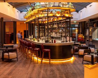 L'Isle de Leos Hotel & Spa - MGallery Collection - L'Isle-sur-la-Sorgue - Bar