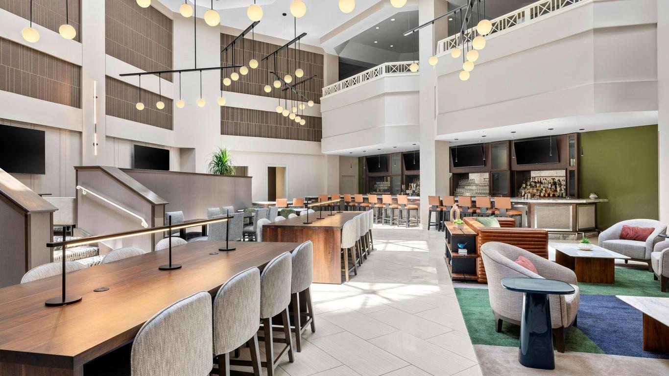 شيراتون سويتس جاليريا-أتلانتا