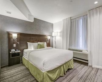 Est Hotel - Toronto - Bedroom
