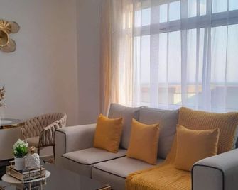 Lux Suites Zerubabel penthouse Kisumu - Kisumu - Living room