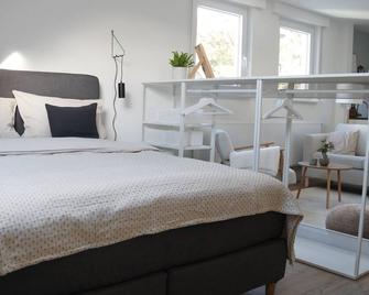 F&E - gemütliche & zentrumsnahe Unterkunft - Esslingen am Neckar - Bedroom
