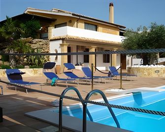 Villa Carlo Resort - Marsala - Pileta