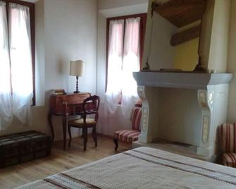 Antico Casale dei Sogni agriturismo - Lugo - Slaapkamer