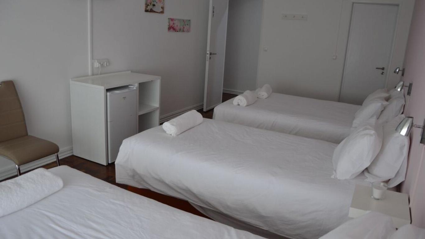 Lx Center Guesthouse