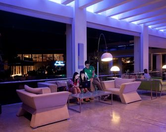 Tanjung Kodok Beach Resort - Lamongan - Lounge