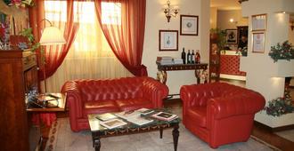 Hotel Alessandro Della Spina - Pisa - Living room