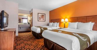 Quality Inn and Suites Owasso US-169 - Owasso - Bedroom