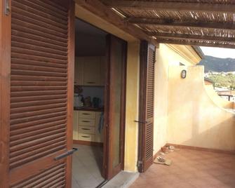 Casa Vacanze Residence I delfini - Badesi - Balcone