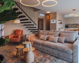 Amazing Home In Oroslavje With Sauna - Oroslavje - Sala de estar