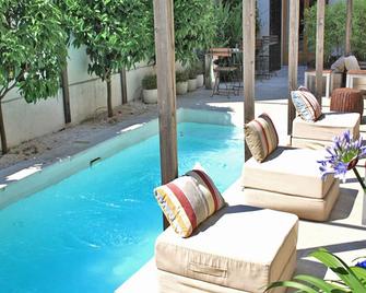 Hotel Saint Charles - Antibes - Pool