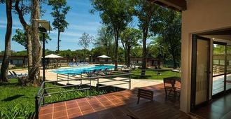Gran Hotel Tourbillon Cataratas - เปอร์โต อิกวาโซ - สระว่ายน้ำ