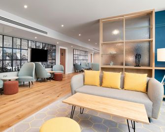 Hampton by Hilton Canterbury - קנטרברי - טרקלין