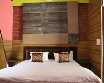 Rakatal Rocks Resort - Lansdowne - Habitación